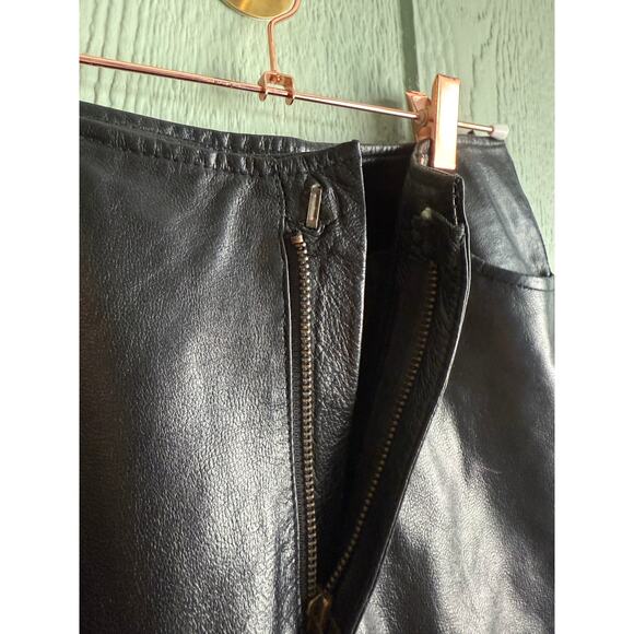 Vintage 90s Wilsons Leather Maxima Pants, Size 4 - Picture 4 of 5